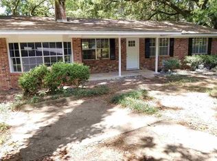 2402 Hideaway Ct, Tallahassee, FL 32303