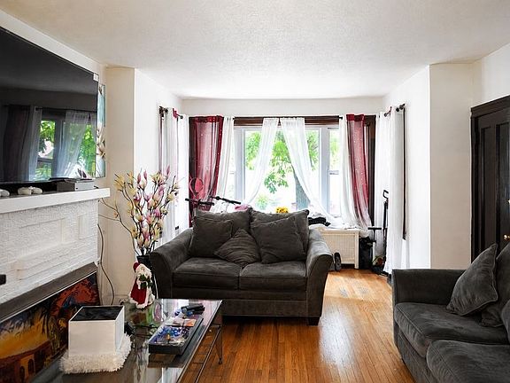 2nd image of 1519 N Latrobe Ave