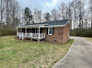 341 Old Stage Rd N, Coats, NC 27521