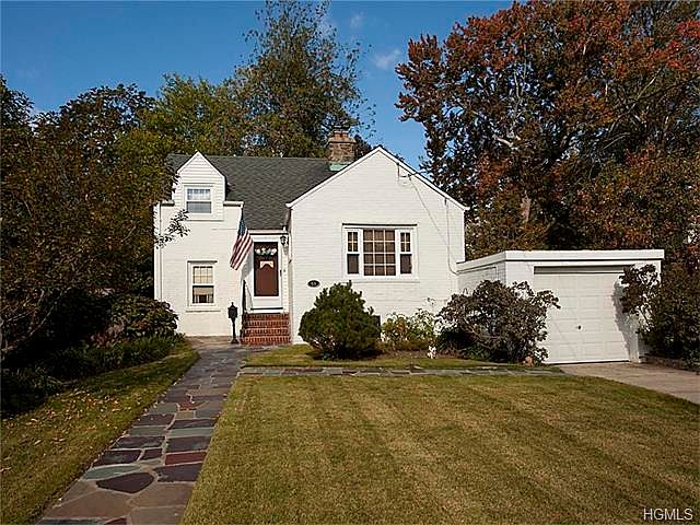 1st image of 51 Laurel Pl