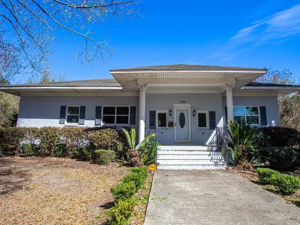 1700 Broad St, Camden, SC 29020