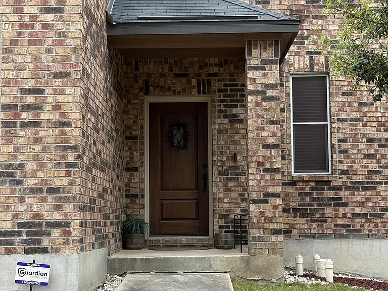 524 Landmark Fls — Photo 3