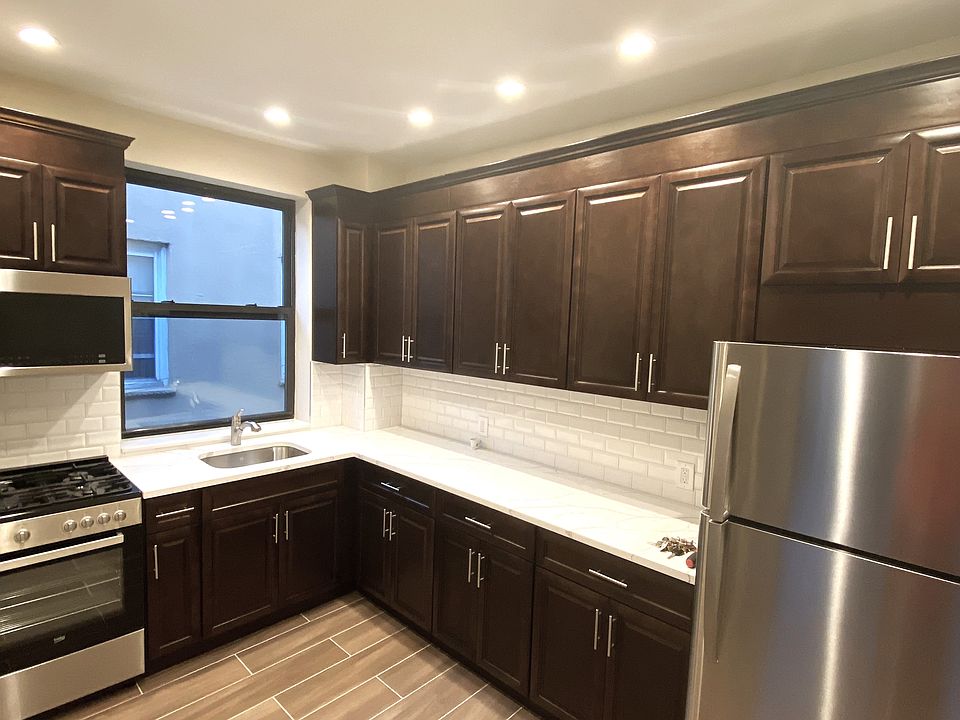 1st image of 25-28 33rd St #2