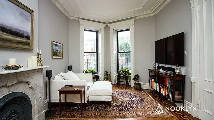 Rented by Nooklyn NYC LLC | media 38