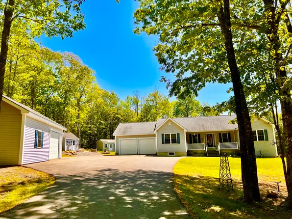 260 Plymouth Road, Carmel, ME 04419