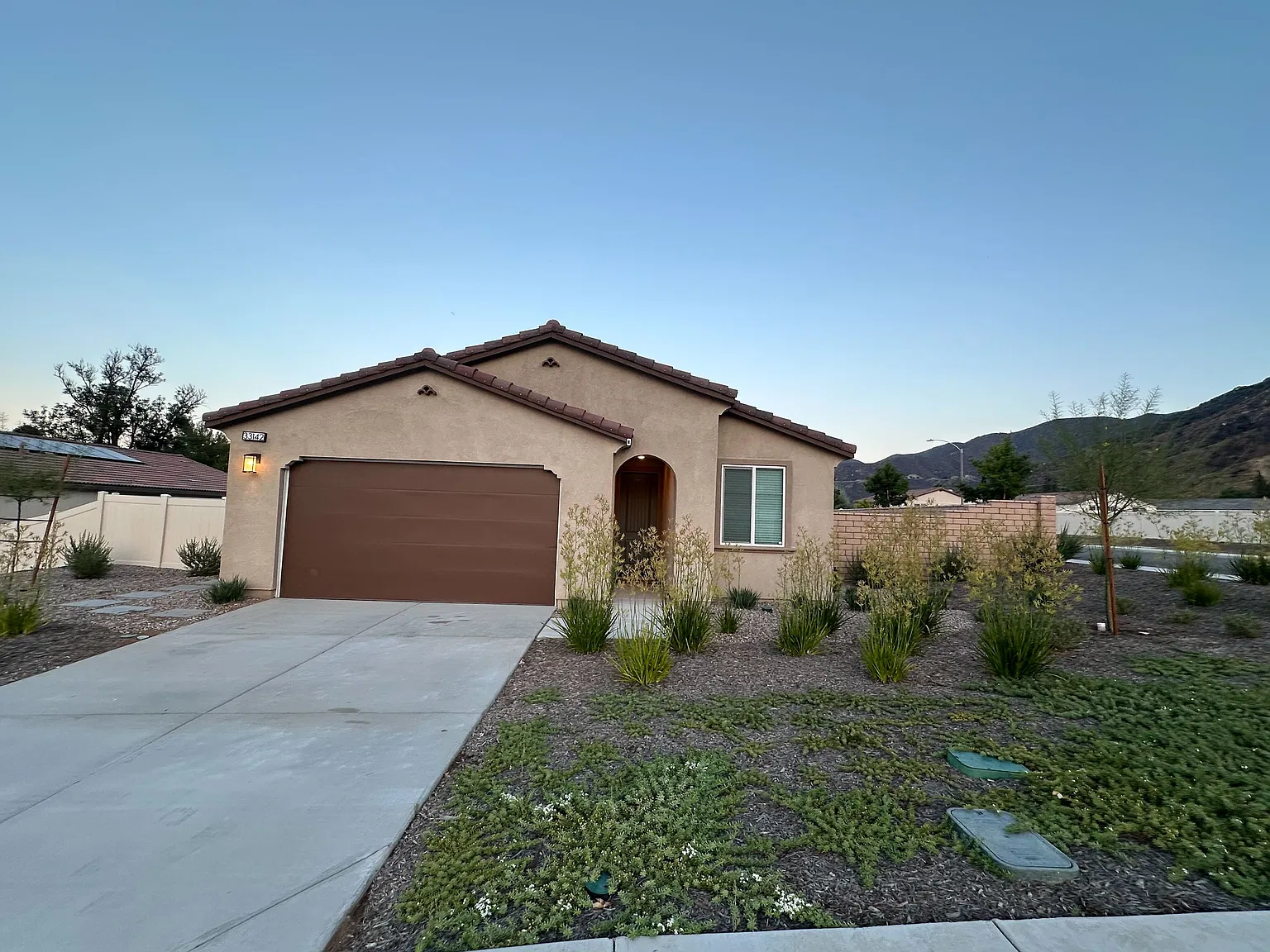 3 bed, 1569 sqft, $3,300 — Photo 2