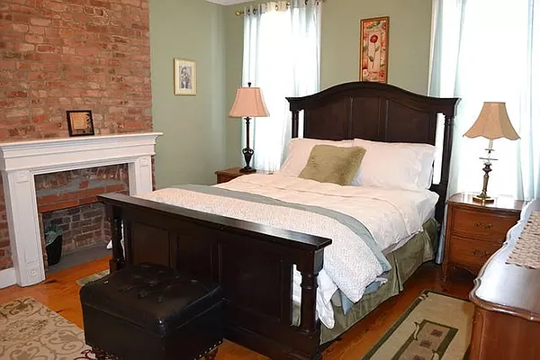 Rented by Oxford Property Group | media 43