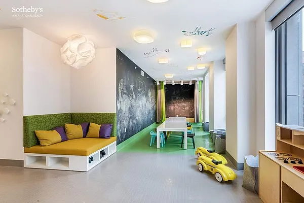 Rented by Sotheby's International Realty | media 26