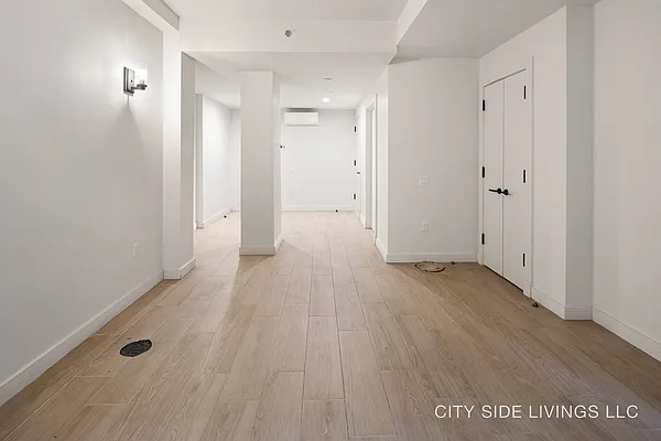 Rented by Artur Gutman, LREB | media 8