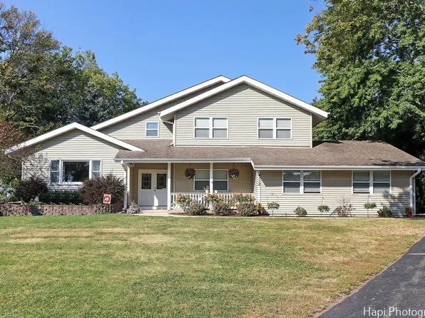 4115 Florence Dr, Johnsburg, IL 60051