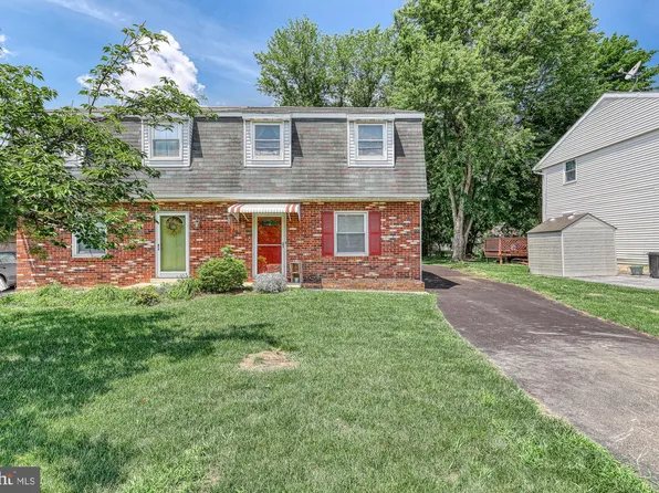 481 S Plum St, Mount Joy, PA 17552