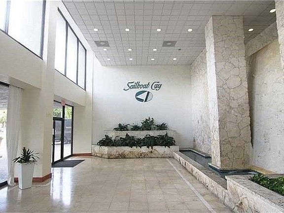 5th image of 13499 Biscayne Blvd #Cu104