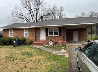 1107 Isaac Weeks Rd, Clinton, NC 28328