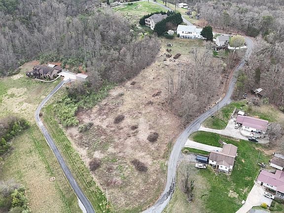 2nd image of TRACT 1 Parker Ln