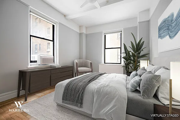 Sold by Warburg | media 4