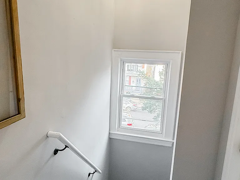 Barbour St — Photo 15