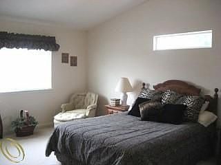 5th image of 519 Jamestown Dr