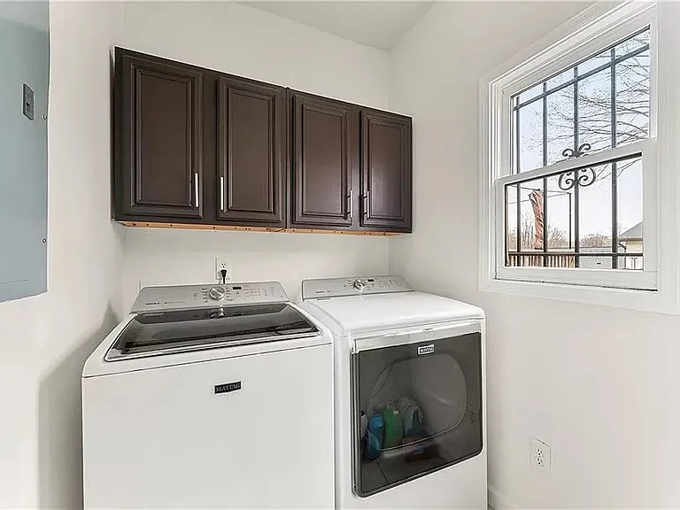 896 Pelham St NW — Photo 5