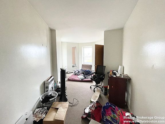 4th image of 96 Hammond St