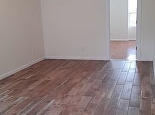 31-25 41st St #3R, Astoria, NY 11103
