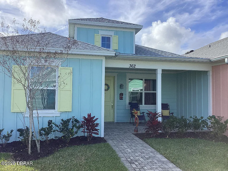 362 Parrot Ln