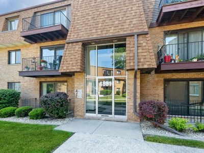4831 W 109th St APT 101, Oak Lawn, IL, 60453