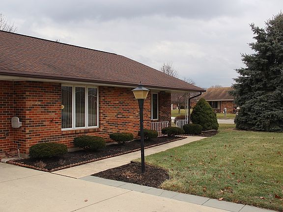 4th image of 1301 Waterbury Pl