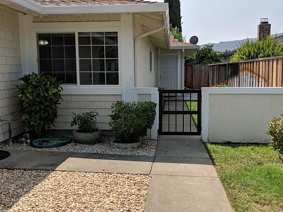 2nd image of 1008 Montebello Dr #A