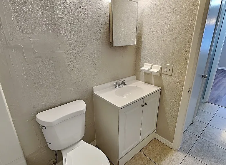 3102 W Horatio St #24 — Photo 17