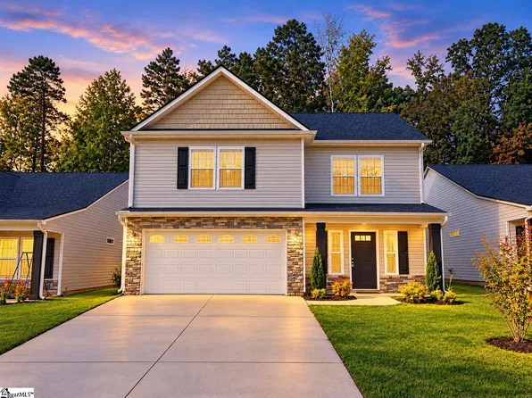 418 Bud Farmer Pl, Inman, SC 29349
