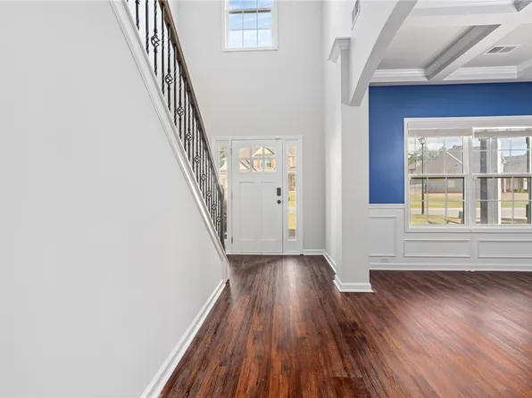 930 W Richland Cir, Auburn, AL 36832