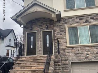 52 Van Name Ave #2, Staten Island, NY 10303