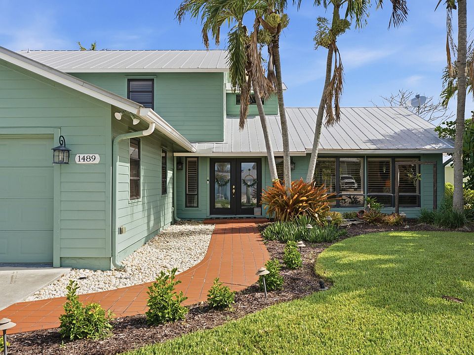 1st image of 1489 SW Seahawk Way