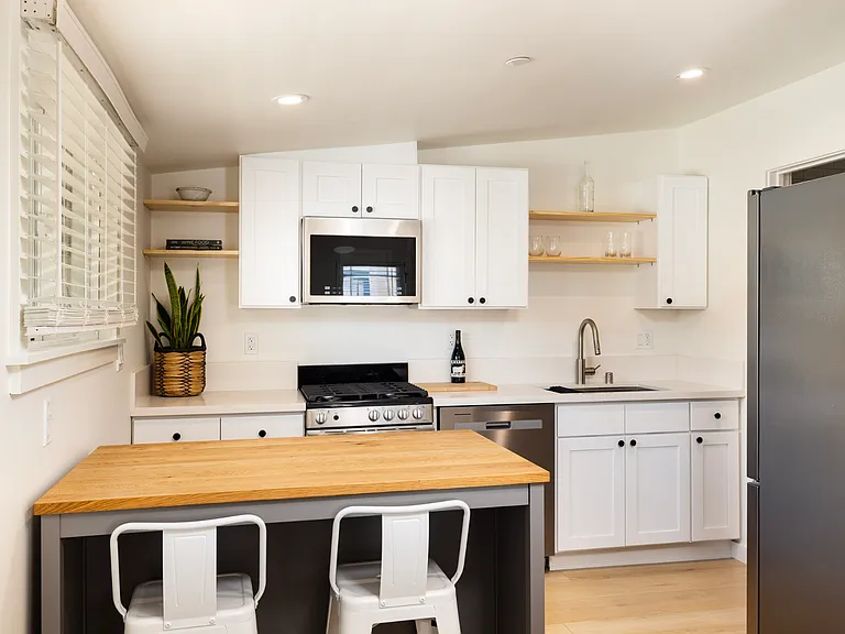 510 Chapala St #4 — Photo 19