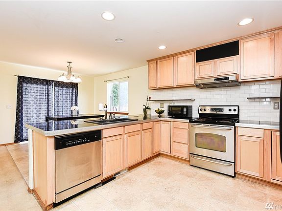 4th image of 27800 69th Ave NW