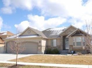 8247 Pinecastle Dr, West Jordan, UT 84081