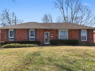 5020 Cody St, Shawnee, KS 66203