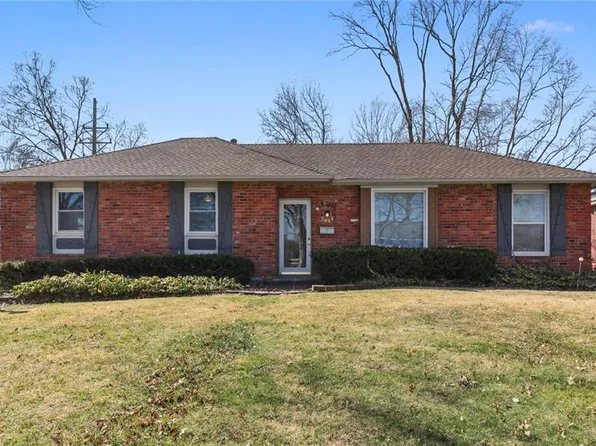 5020 Cody St, Shawnee, KS 66203