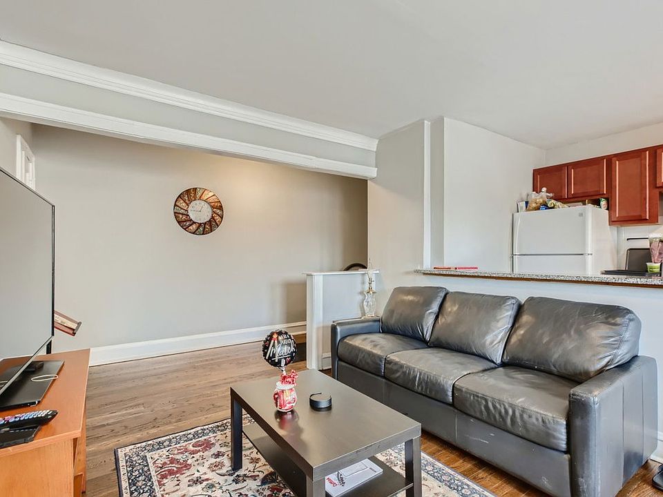 2nd image of 1757 W North Shore Ave #1B