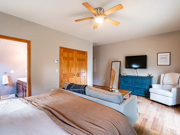 822 E Pearson St #1 — Photo 13