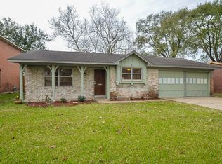 1015 Howard Ln, Bellaire, TX 77401