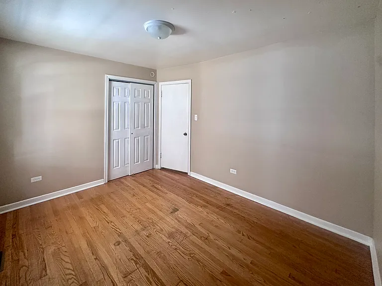 2533 S 57th Ave #1 — Photo 6