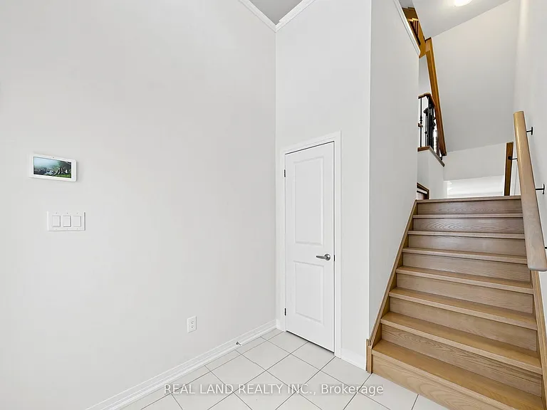 24 Sissons Way — Photo 16