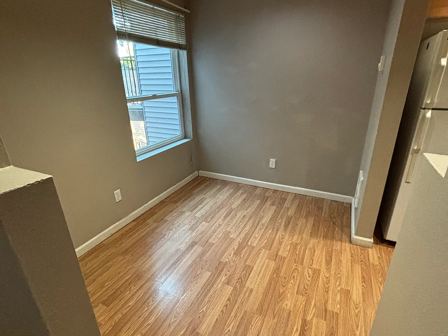 2 bed, 961 sqft, $1,750 — Photo 3