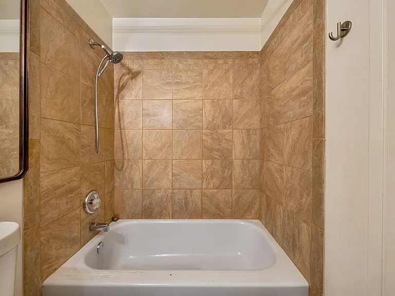7424 Franklin Blvd #3 — Photo 20