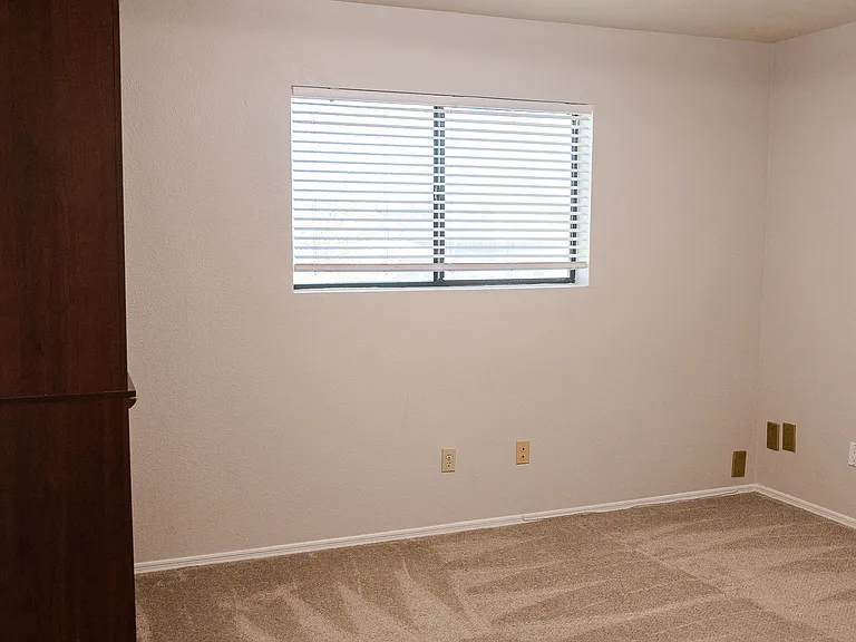 3980 E Graythorn St — Photo 74