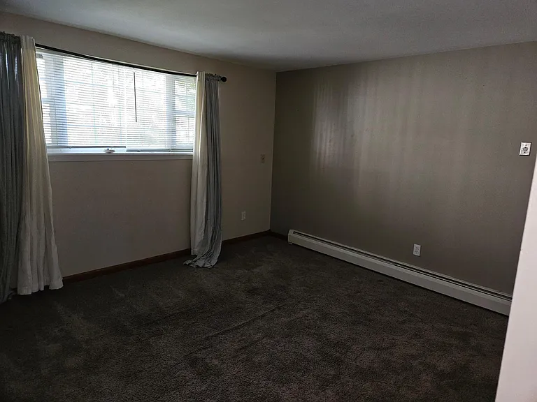 286 Robert Dr #1 — Photo 8