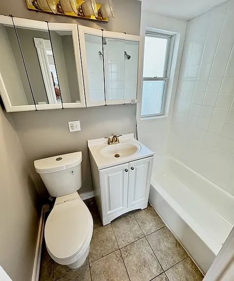 33 Adamson St #2 — Photo 15
