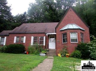 10 Route, Branchland, WV 25506