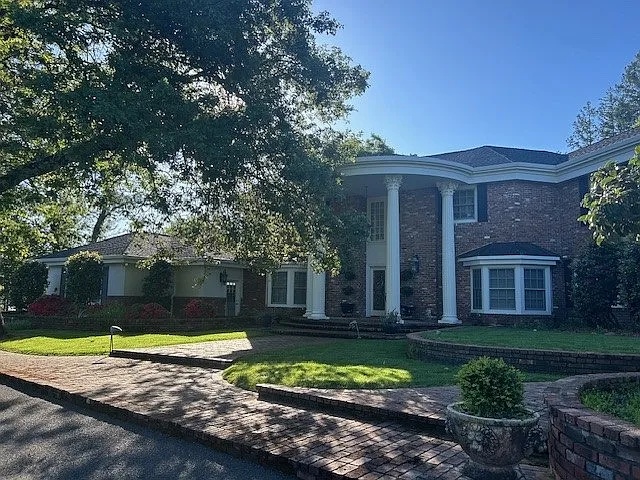 4011 Spring Mountain Rd